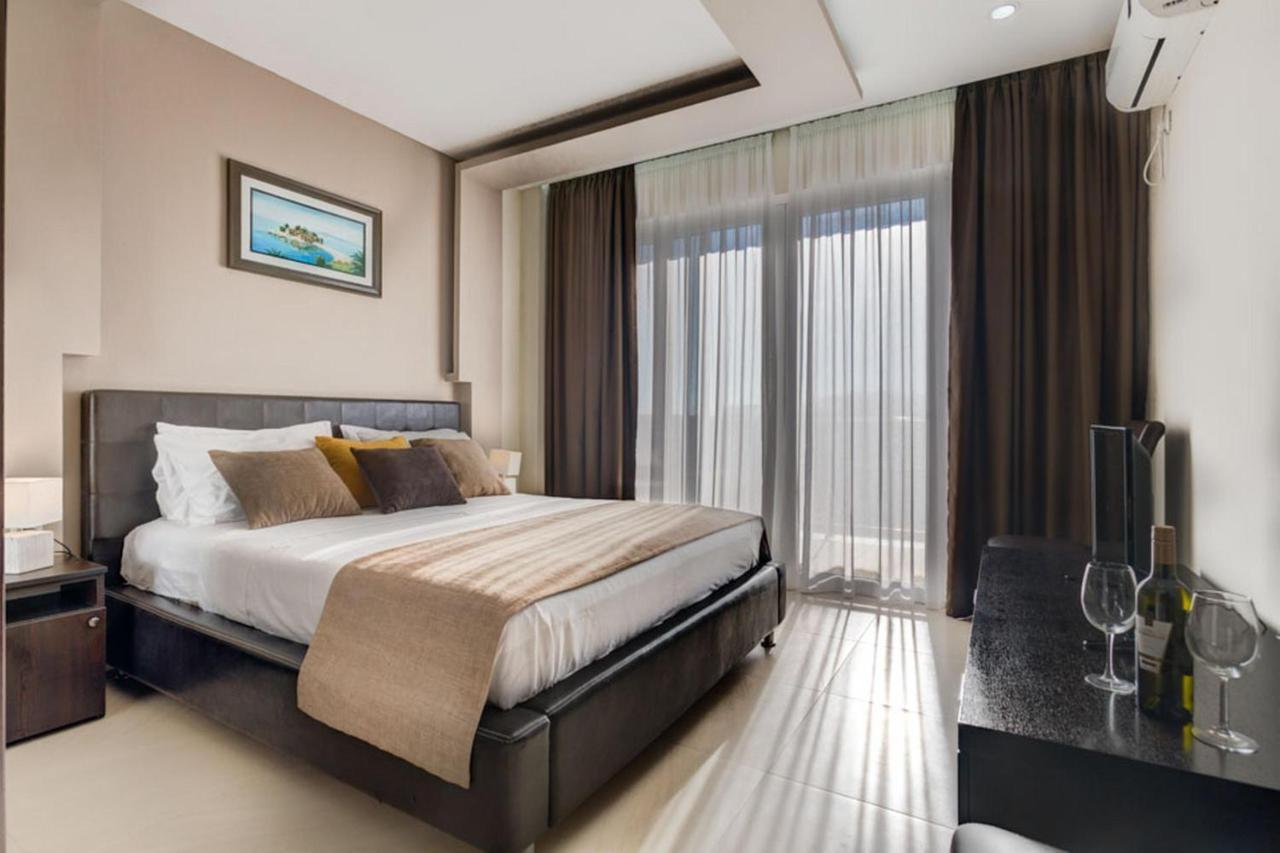 Hotel Zan Улцинь Экстерьер фото