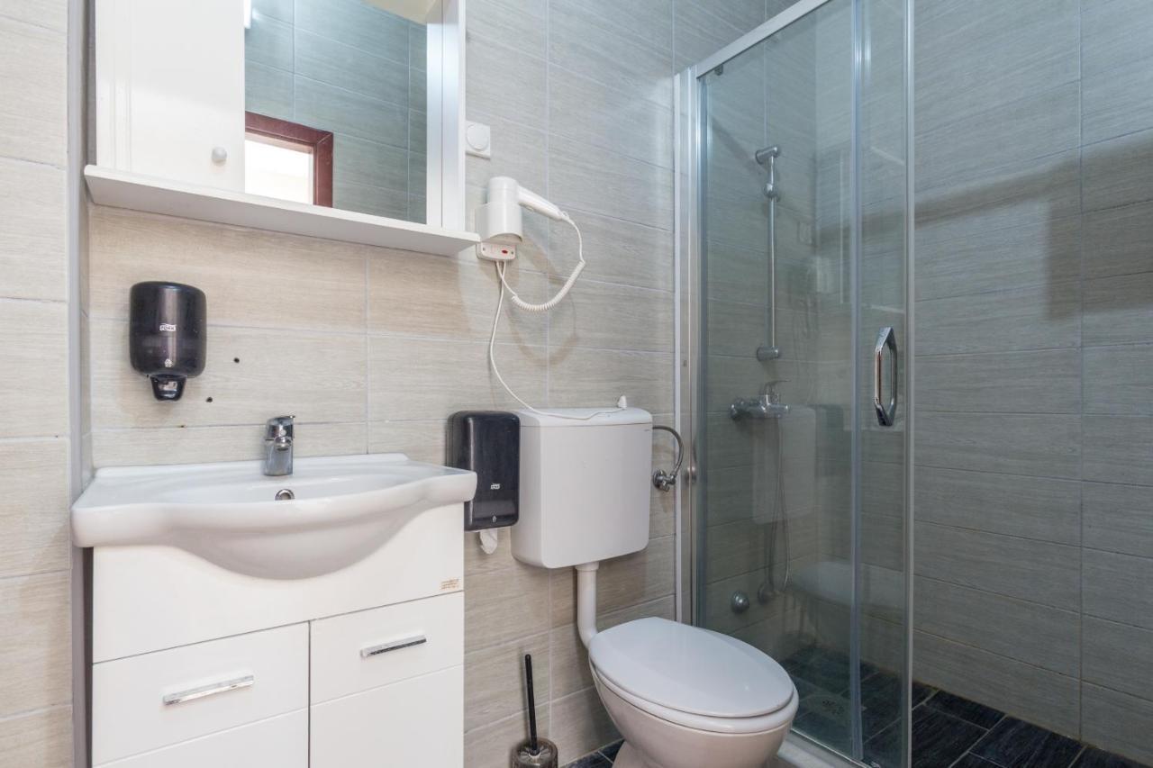 Hotel Zan Улцинь Номер фото